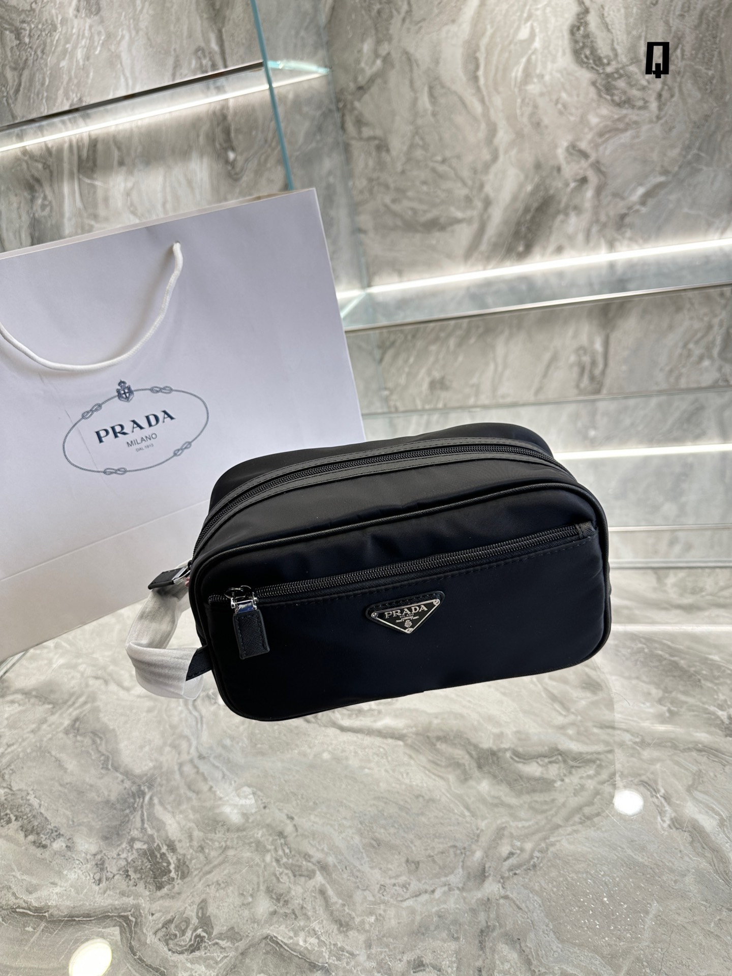 Prada wash bag 131580