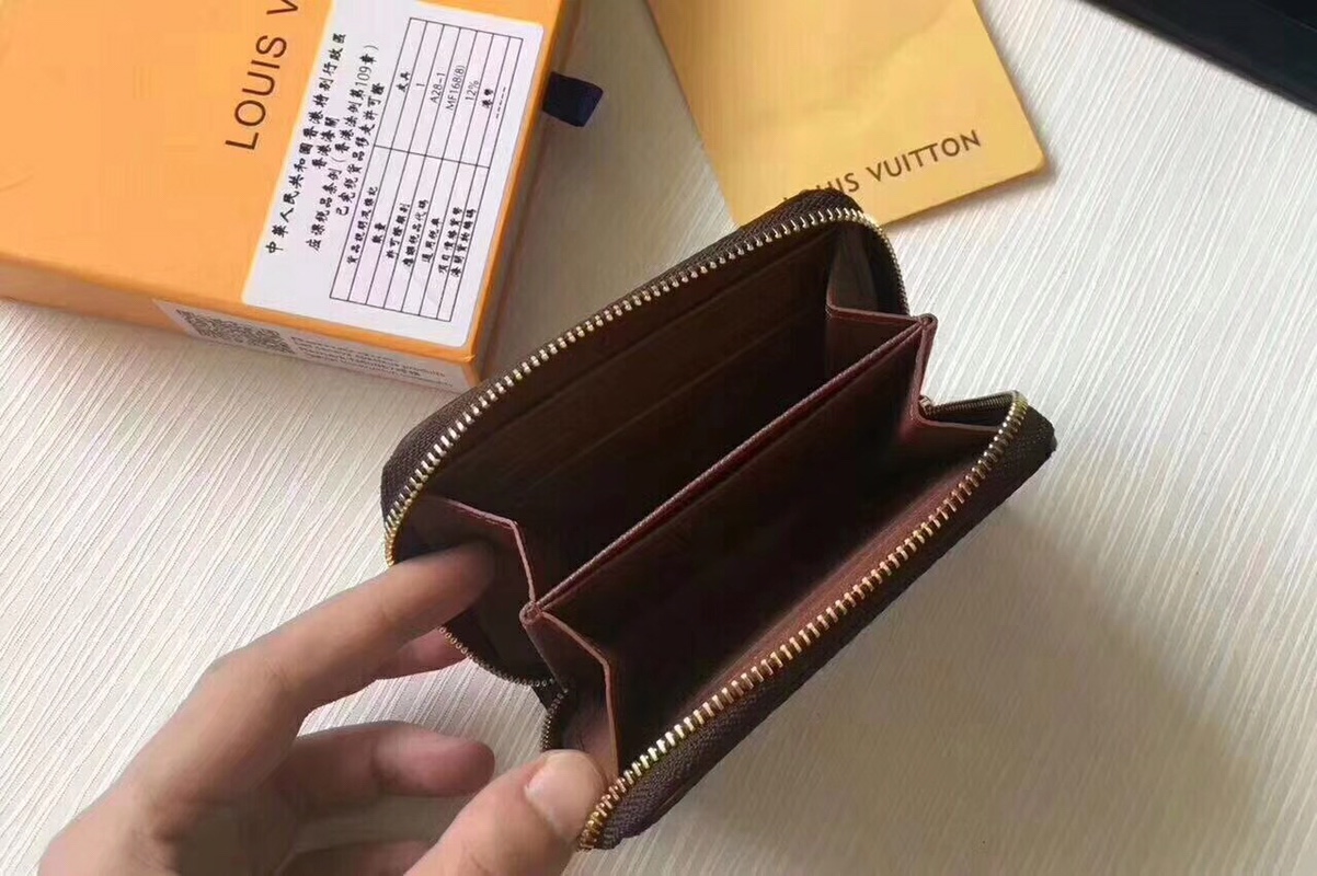 LV 60067 Wallet Card Holder