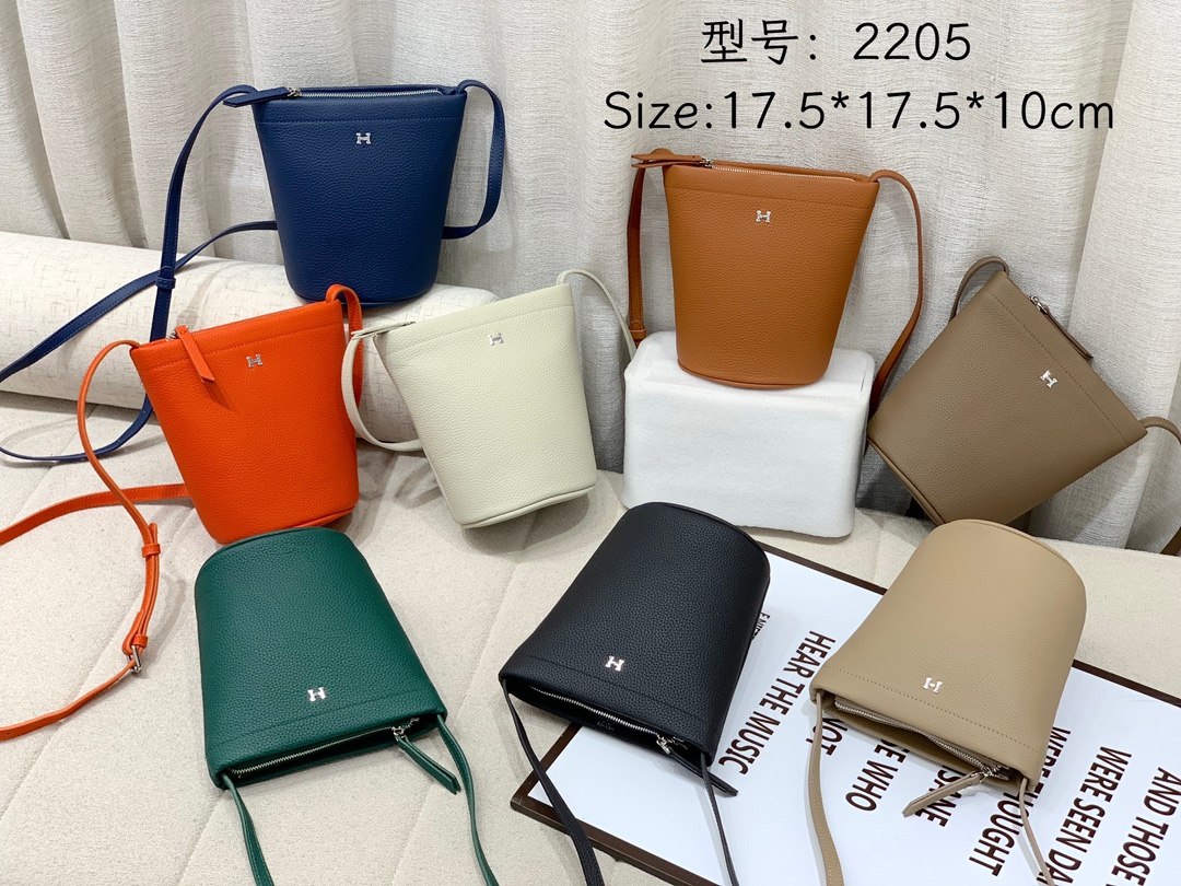 Hermes togo bucket bag 2205