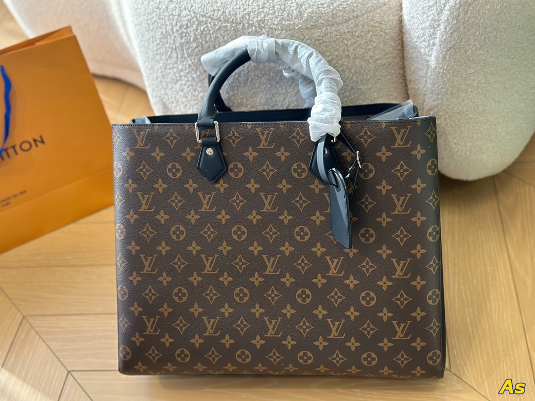 LV Men Large tote bag  133403