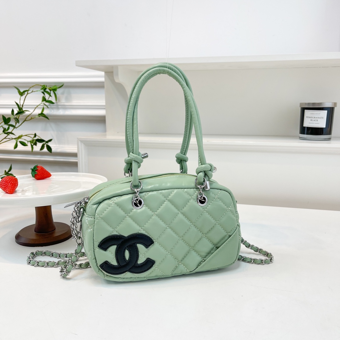 Chanel hand bag 134367