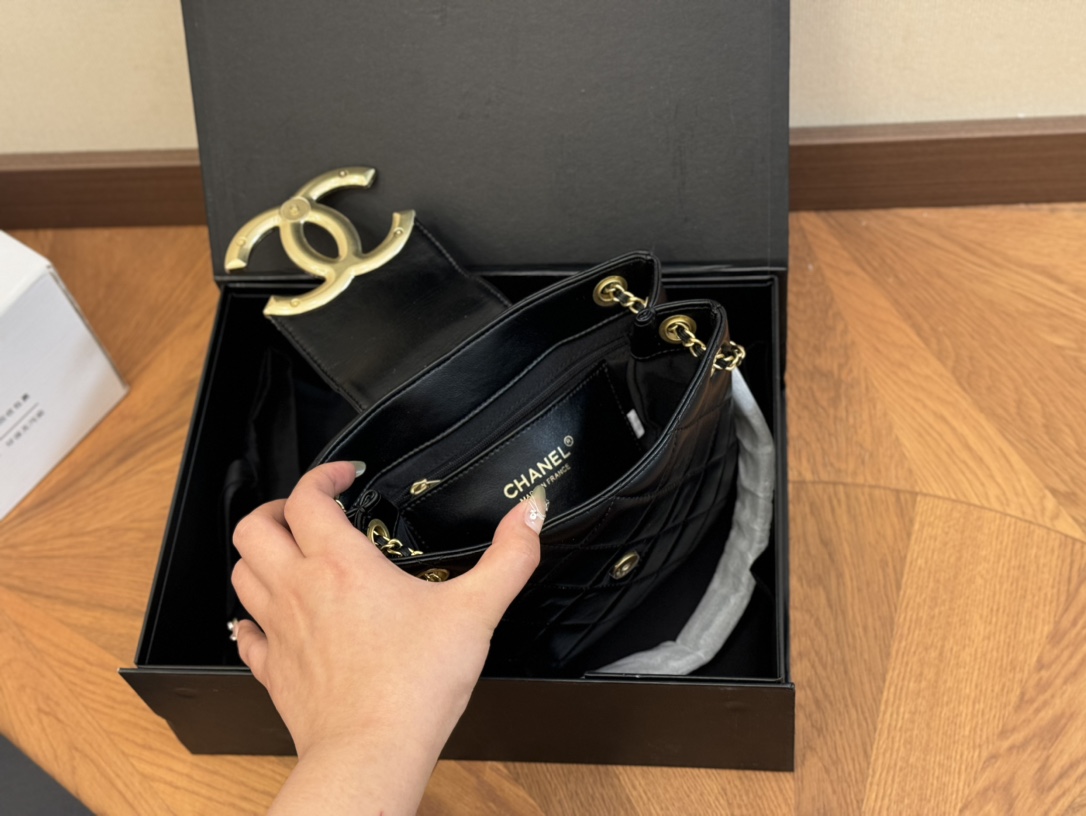 Chanel cc bag