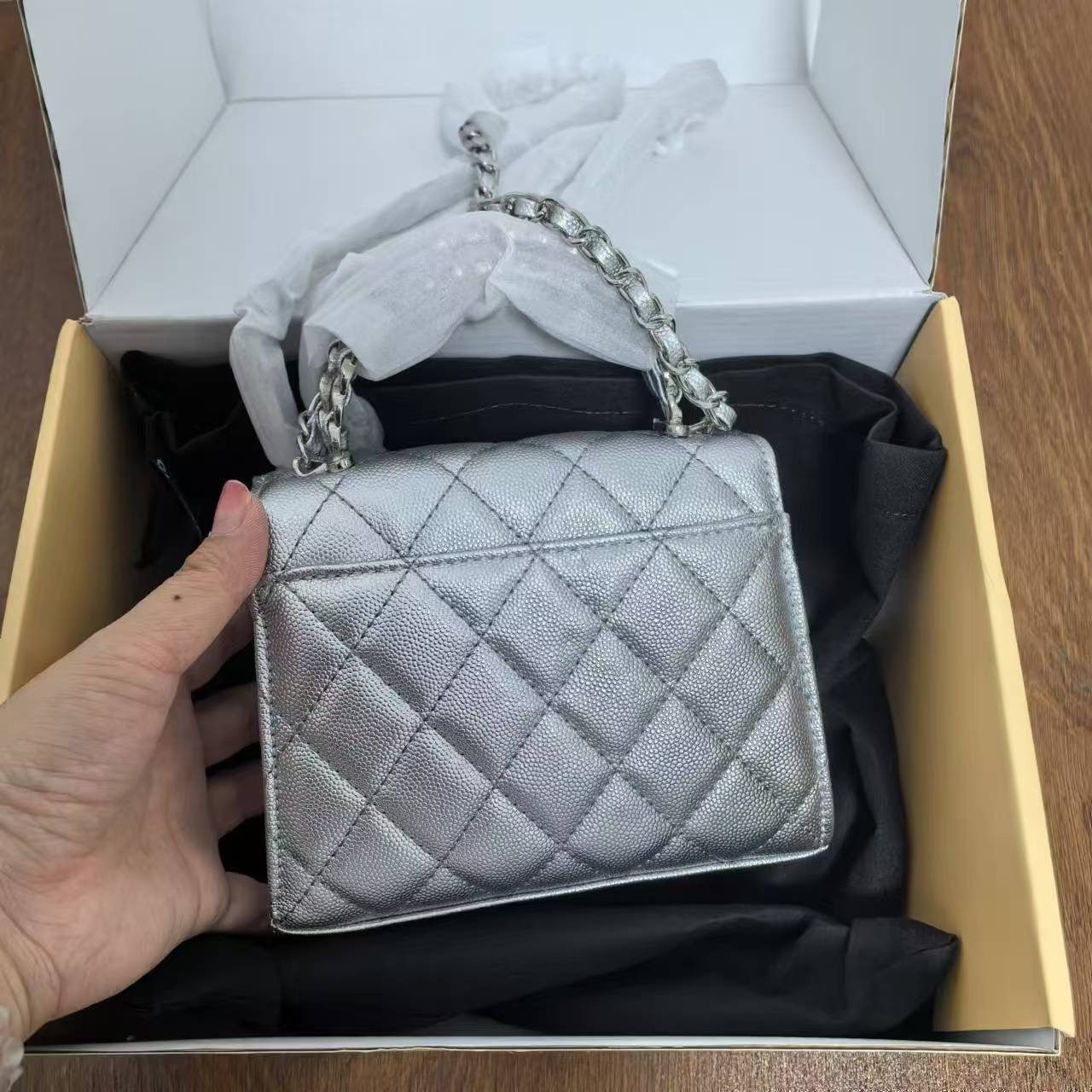 Special offer! Chanel silver bag 17cm