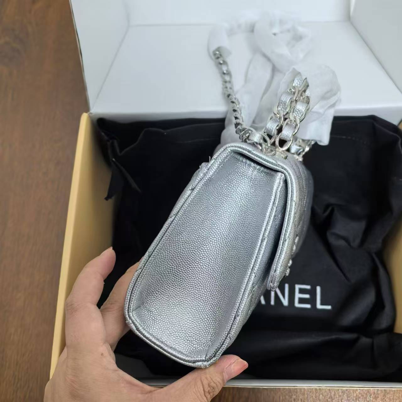 Special offer! Chanel silver bag 17cm