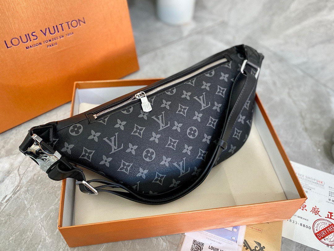 LV POCHETTE VOYAGE Monogram Eclipse Waist bag