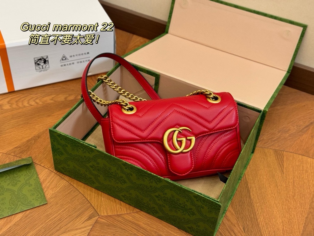 Gucci Red GG marmont 22/26