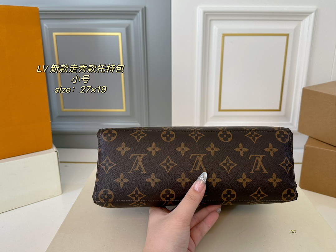 LV Louis vuitton Tote handbag