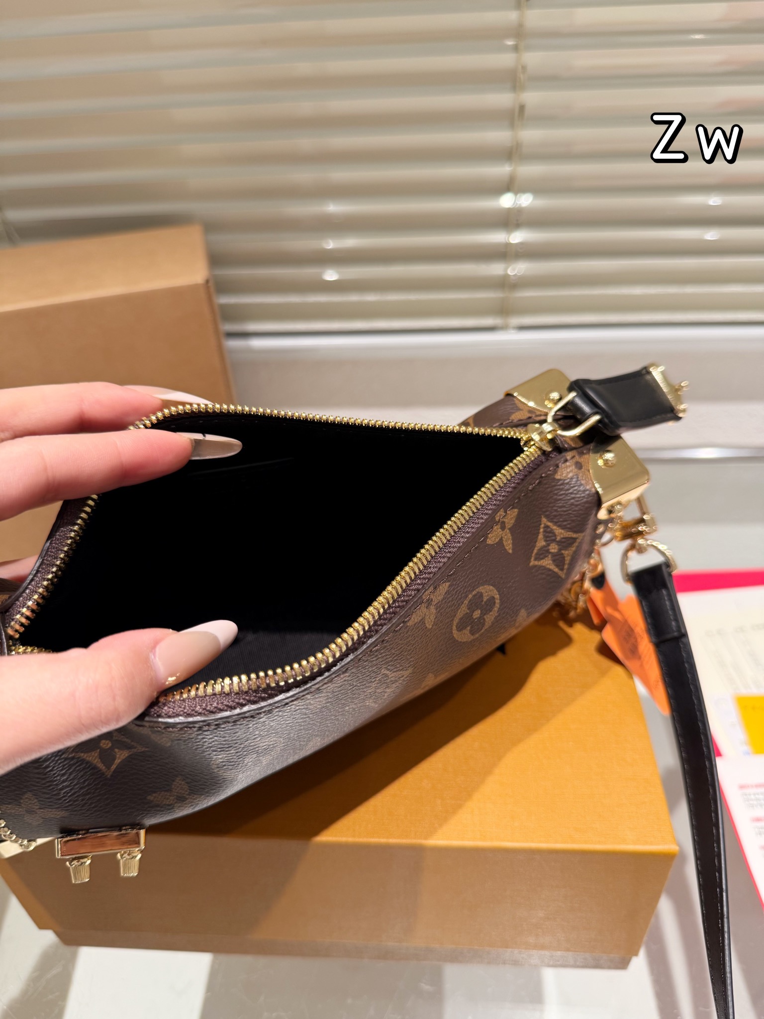 LV Side trunk Bag 135348