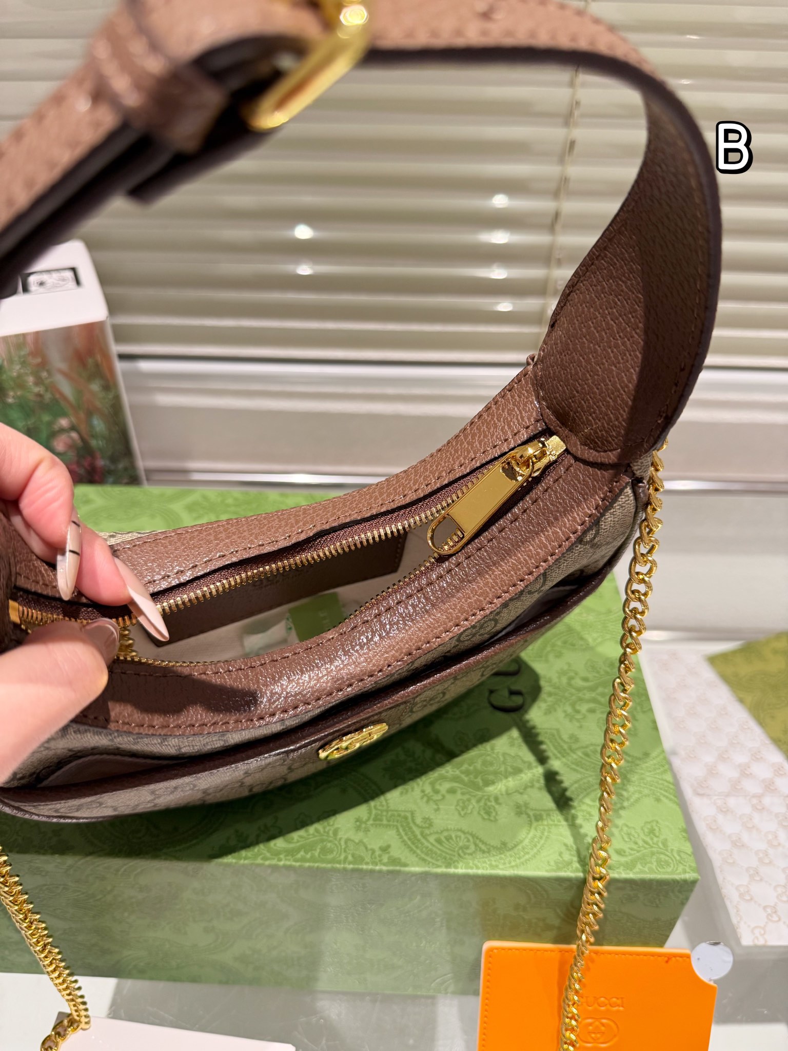 Gucci GG Marmont bag 135345