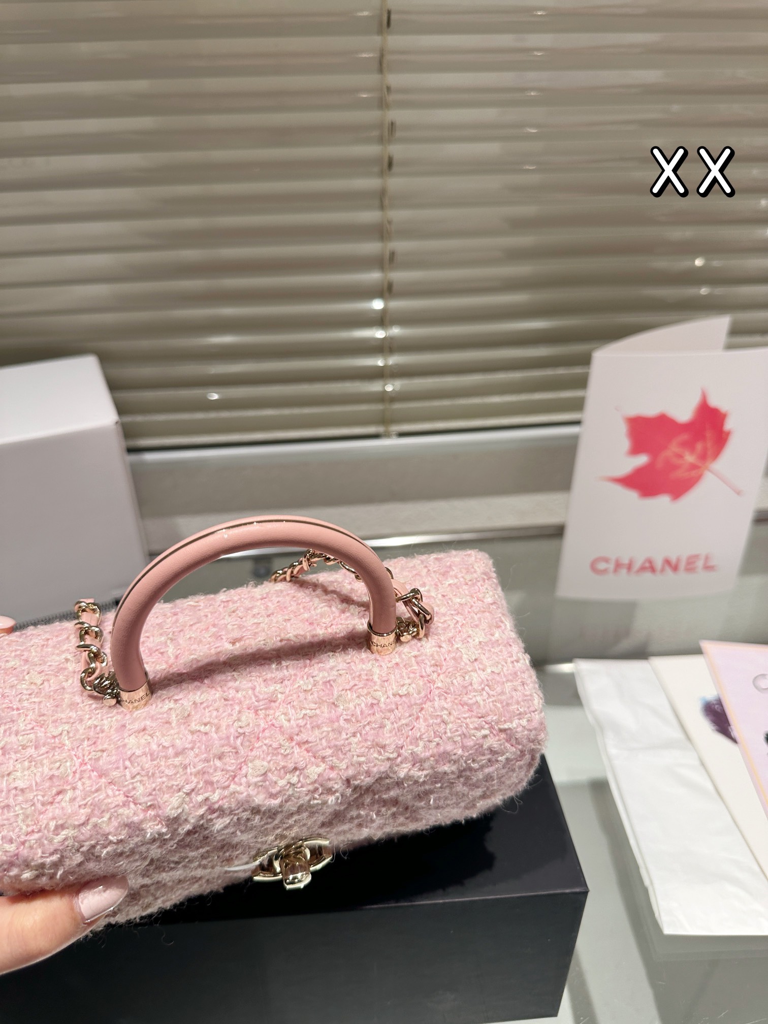 Chanel vintage Pink woolen handbag