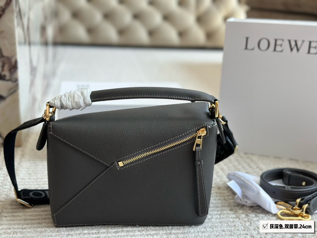 Loewe Puzzle cowskin leather bag