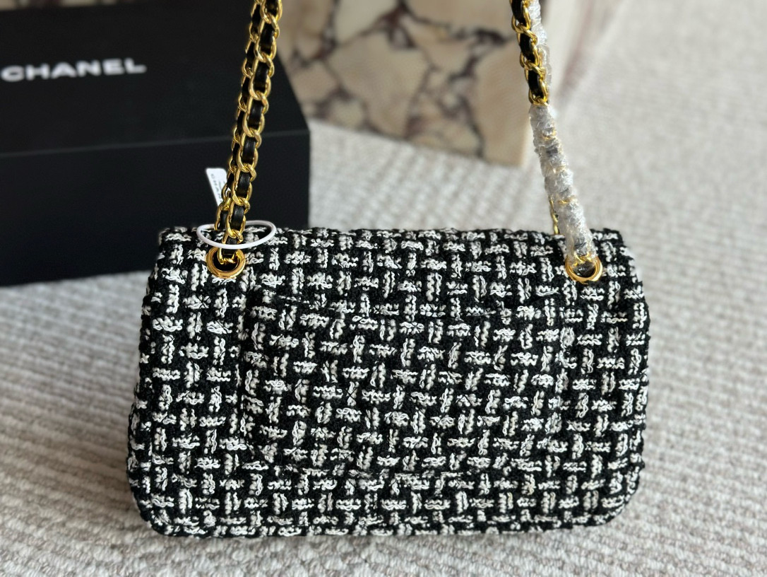 Chanel Wool knitting CF bag