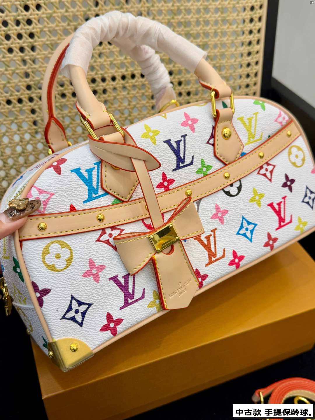 LV Louis vuitton 25ss handbag 135507