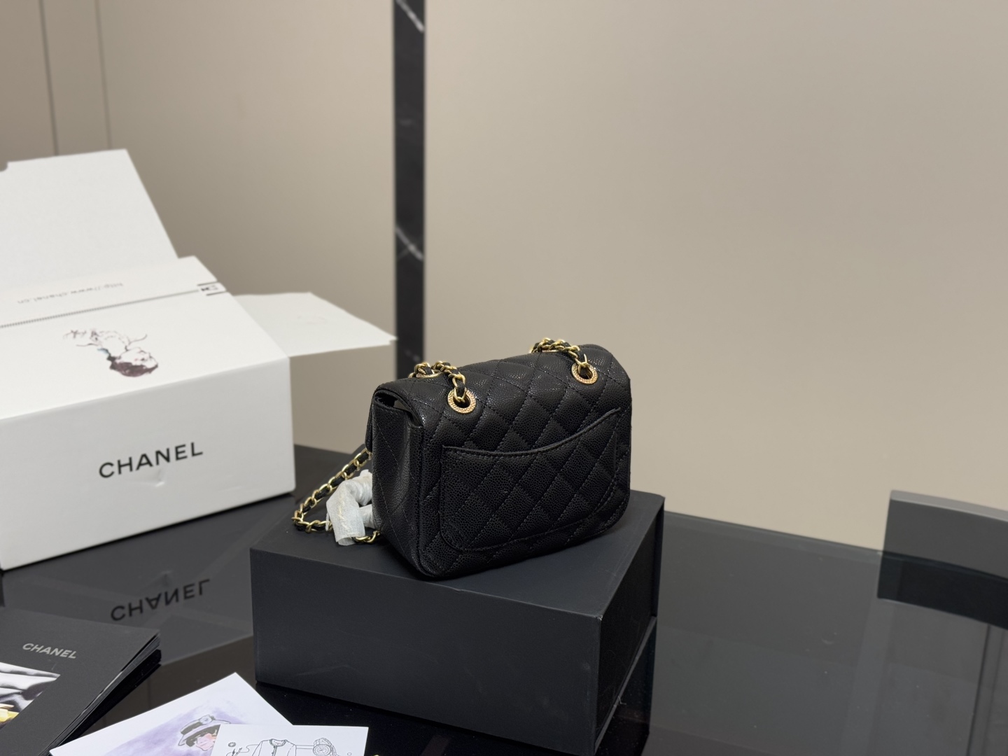 CHANEL 24B CF handbag